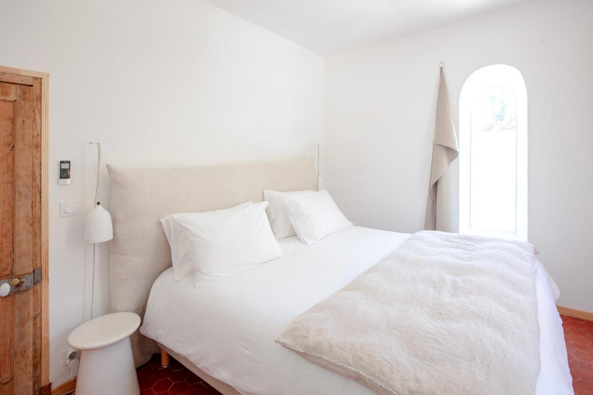 La Batisse En Blanc Hotel Голф-Жуан Стая снимка